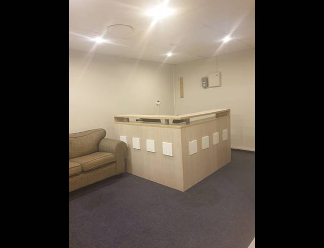 112M² BUSINESS FOR SALE IN BOKSBURG CENTRAL